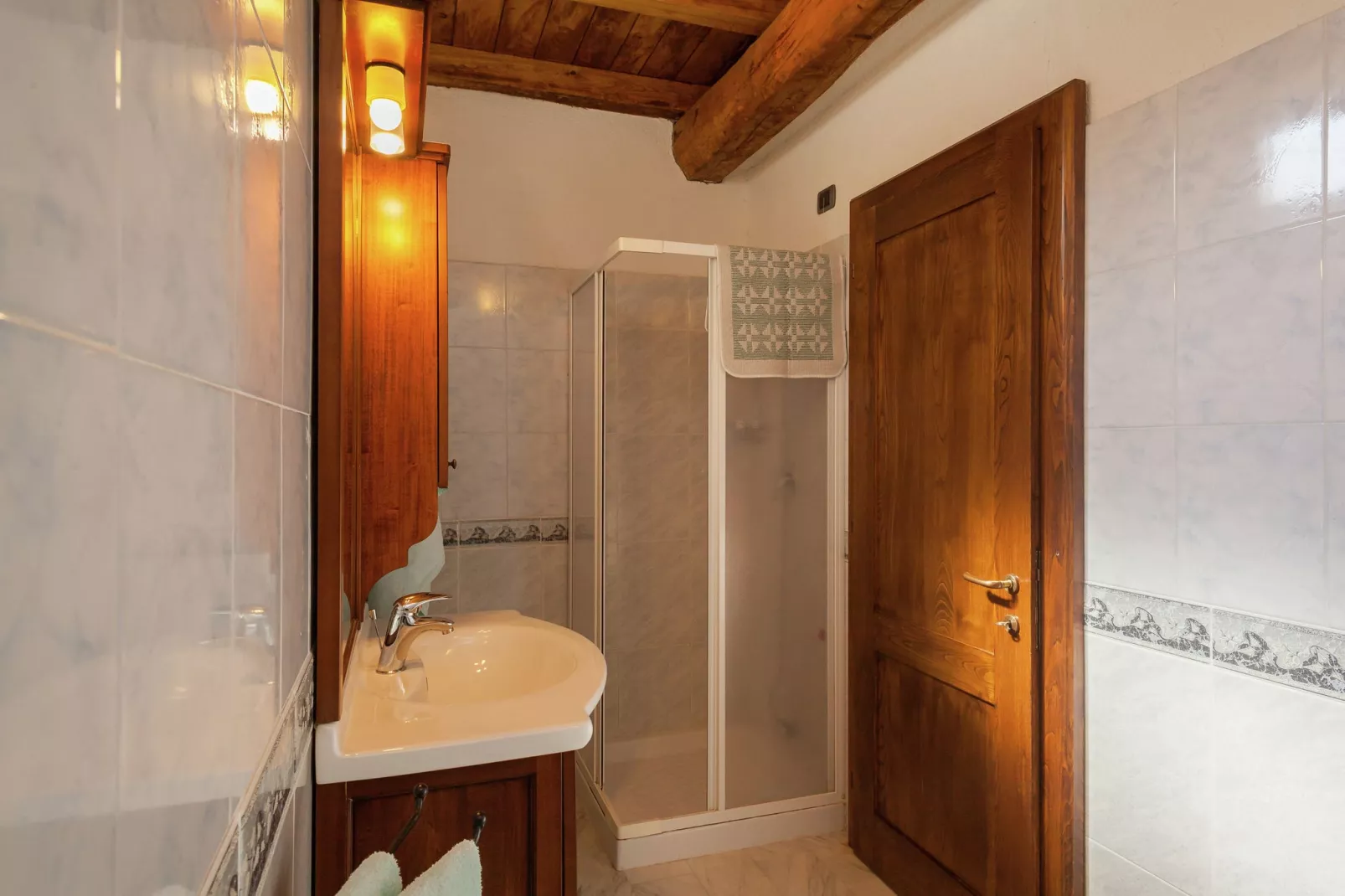 Agriturismo Valle Fiorita-Bathroom