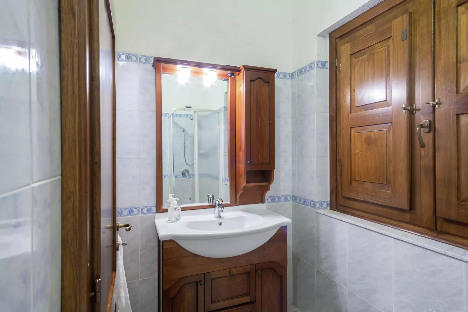 Agriturismo Valle Fiorita-Bathroom