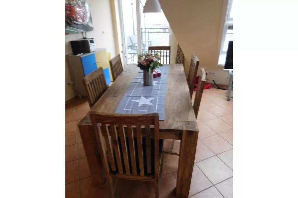 167653-Dining room