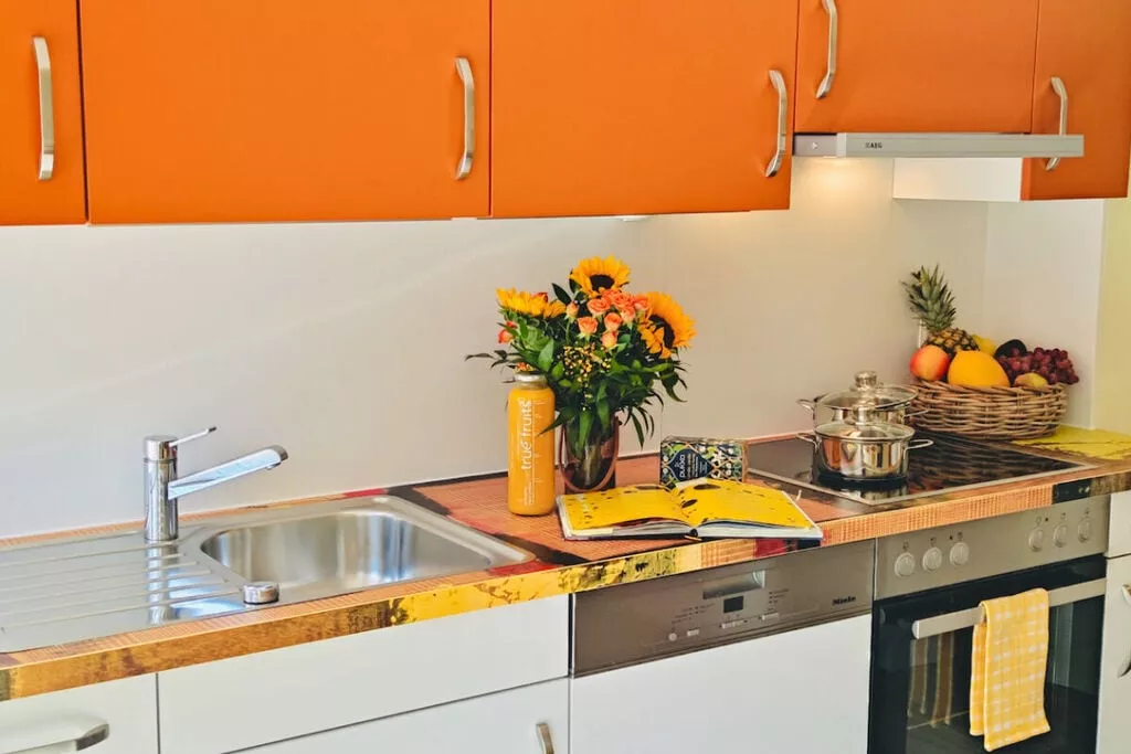 191506-Kitchen