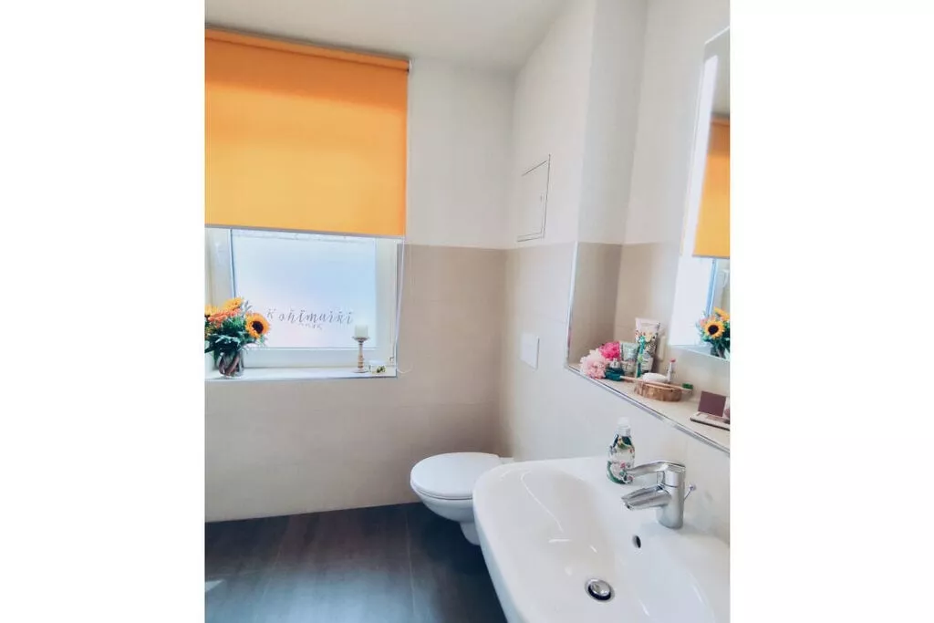 191506-Bathroom