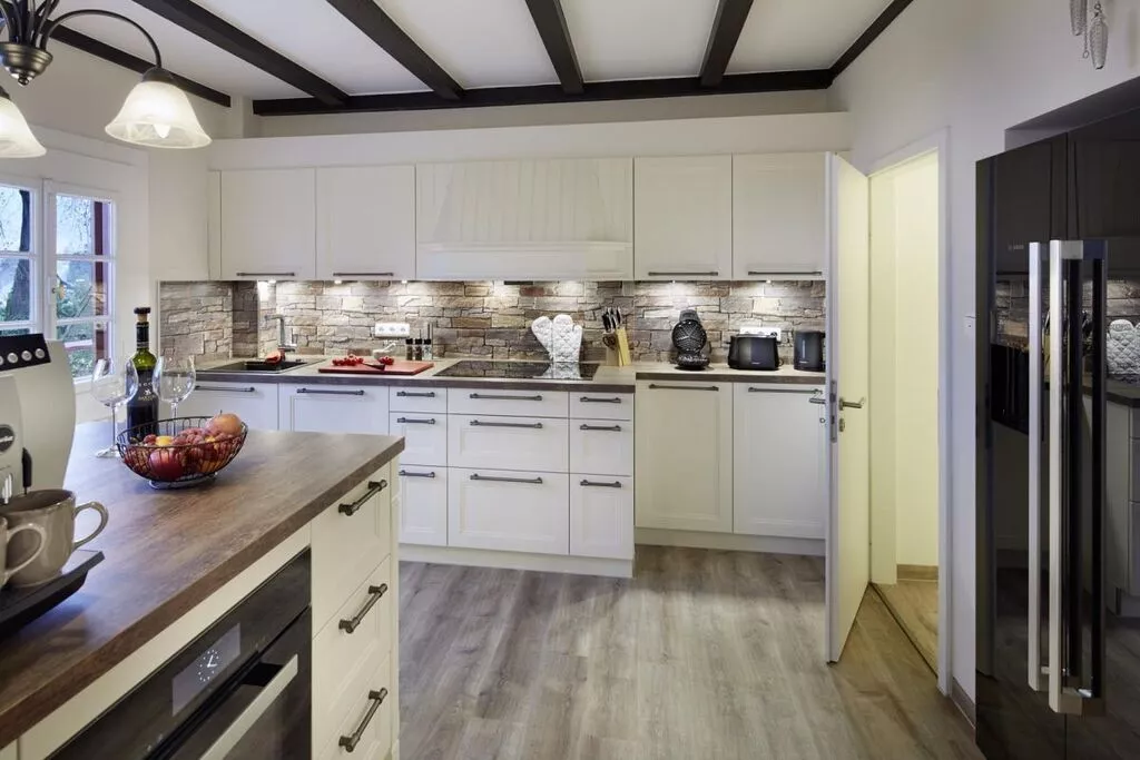 219753-Kitchen