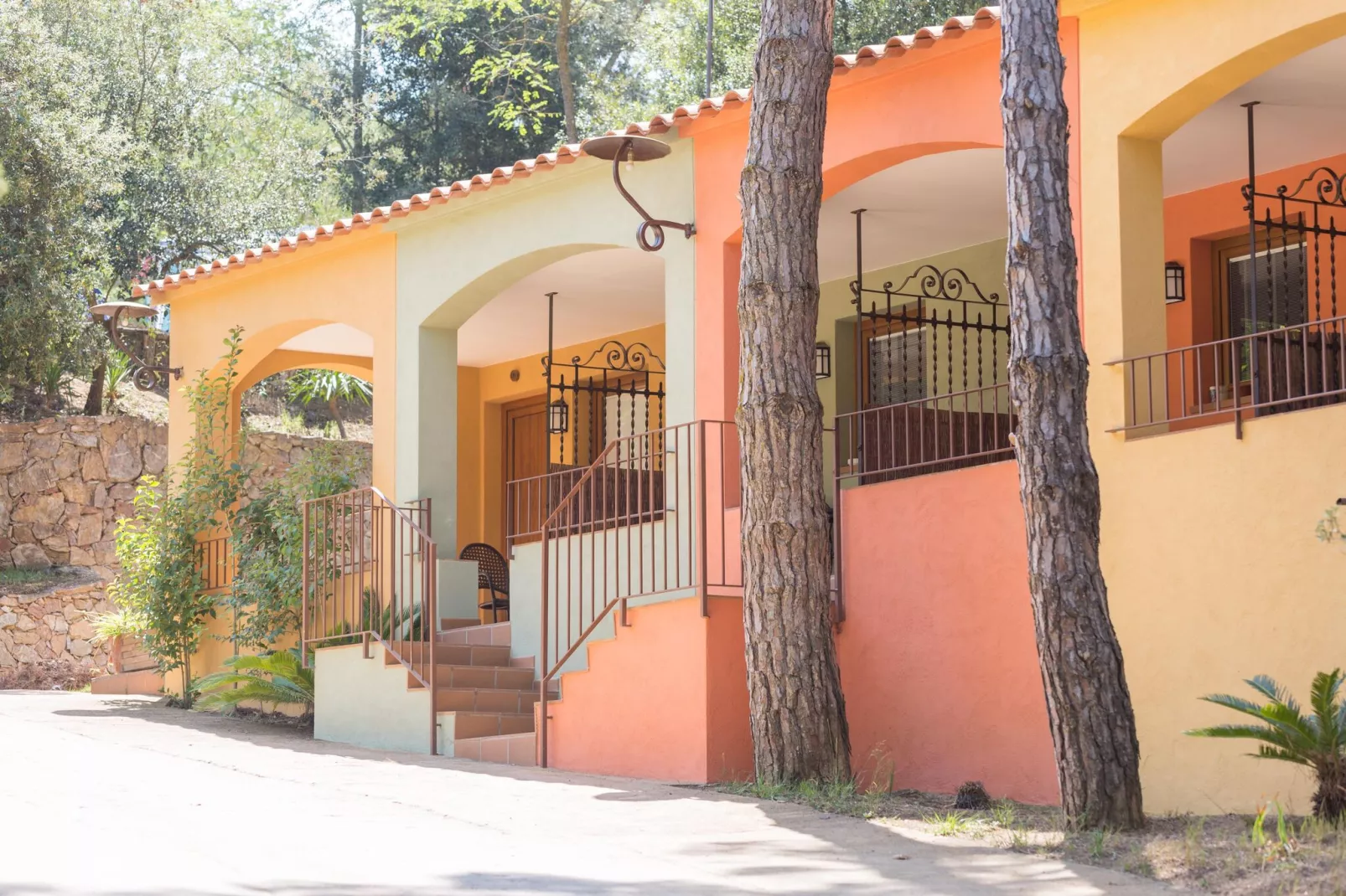 Resort Begur 1-Areas summer 1km