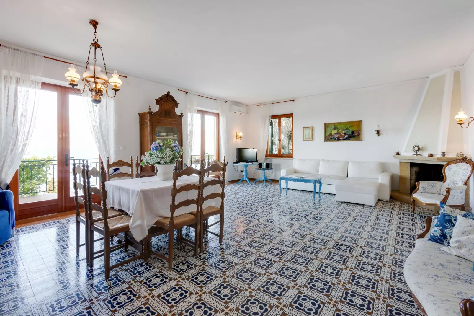 Villa Vista Garda-Salon