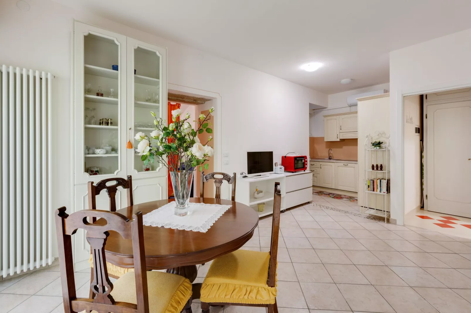 Casa Alighieri-Dining room