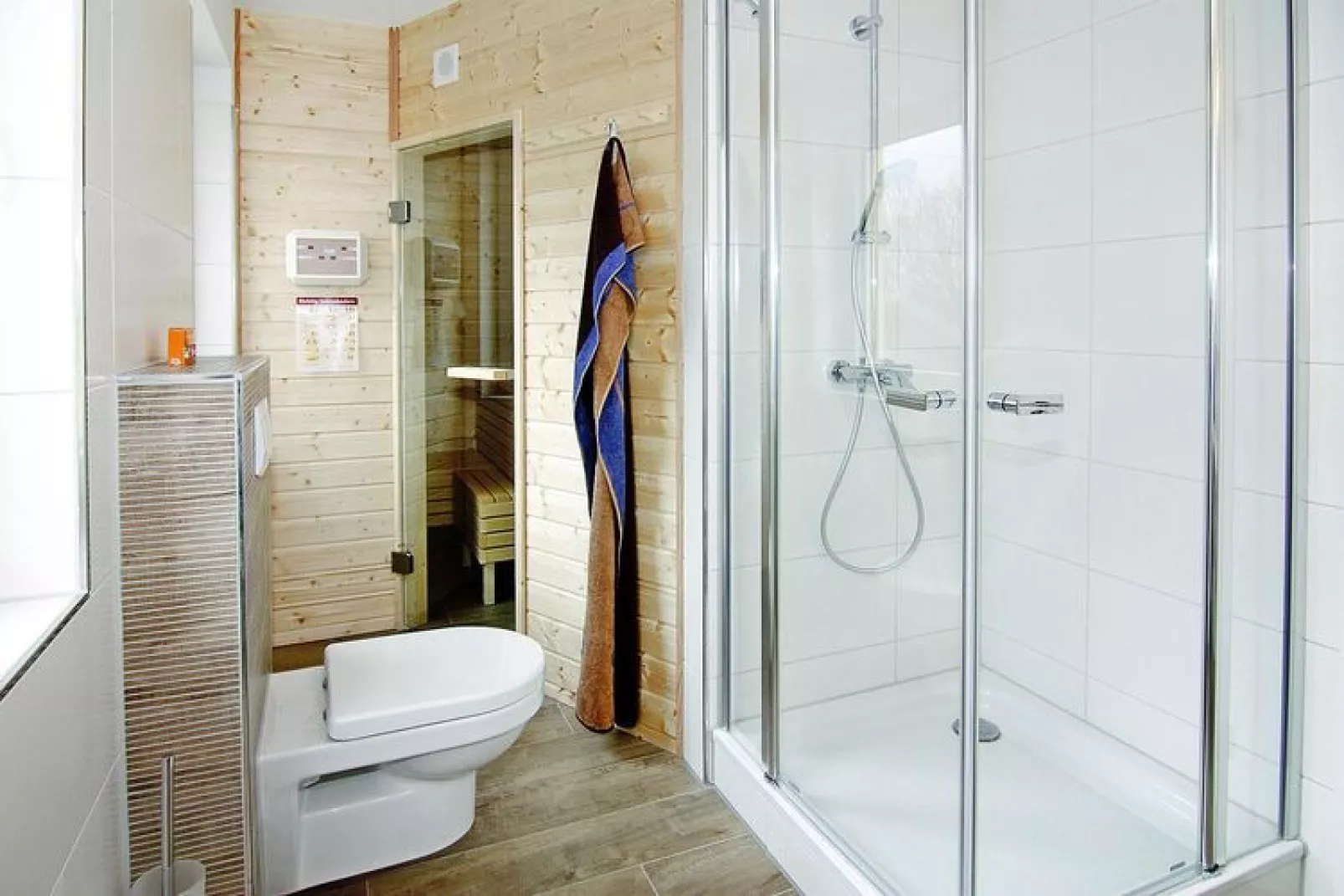 Doppelhaushälfte Lotte Vieregge-Bathroom