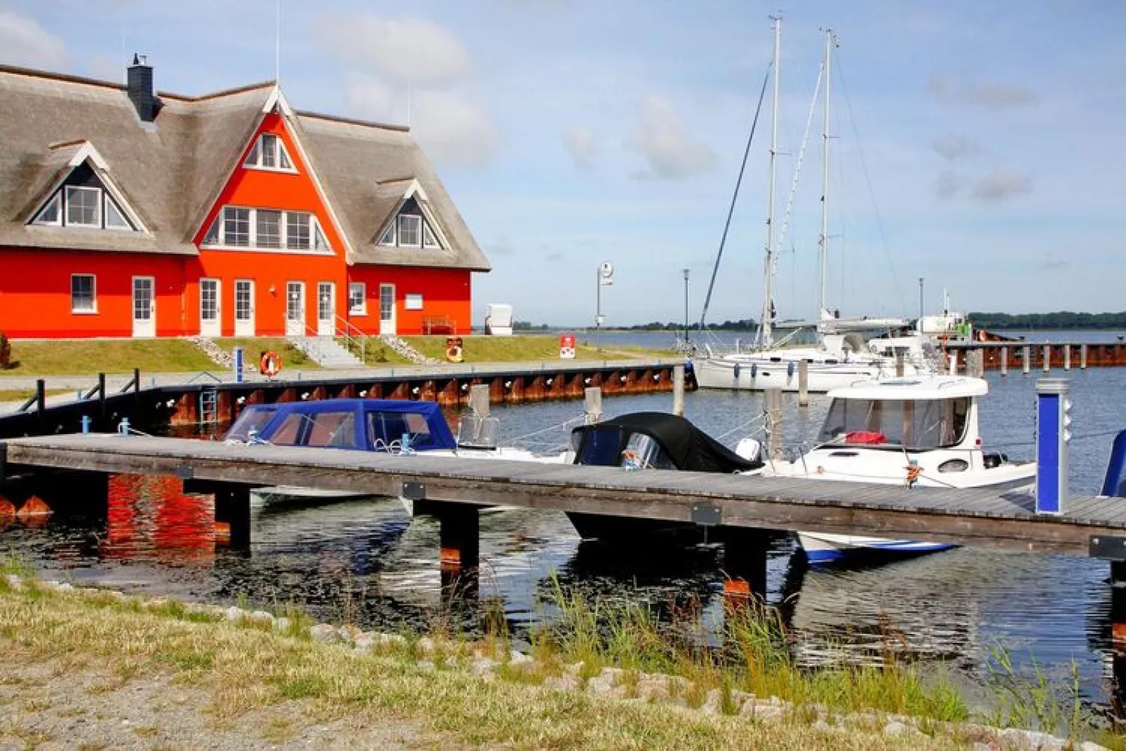 Doppelhaushälfte Lotte Vieregge-Exterior summer