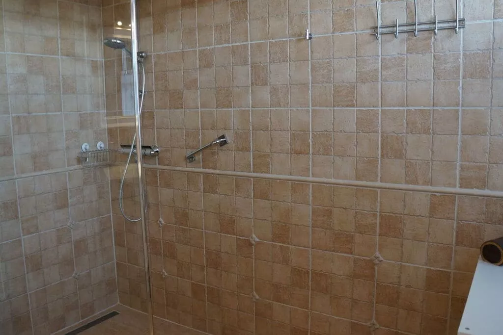 136704-Bathroom