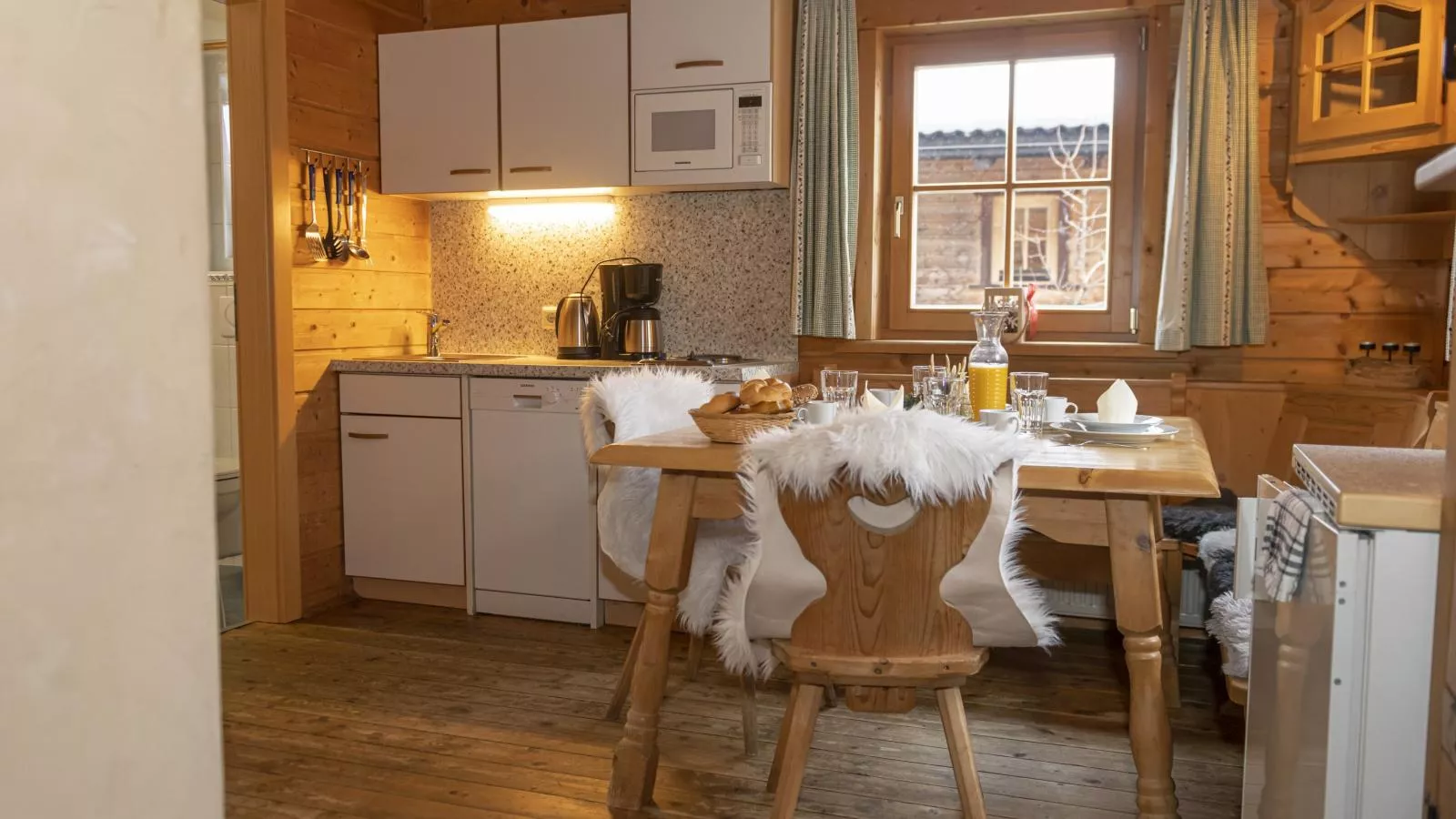 Urige Doppelhaushälfte 12-Kitchen