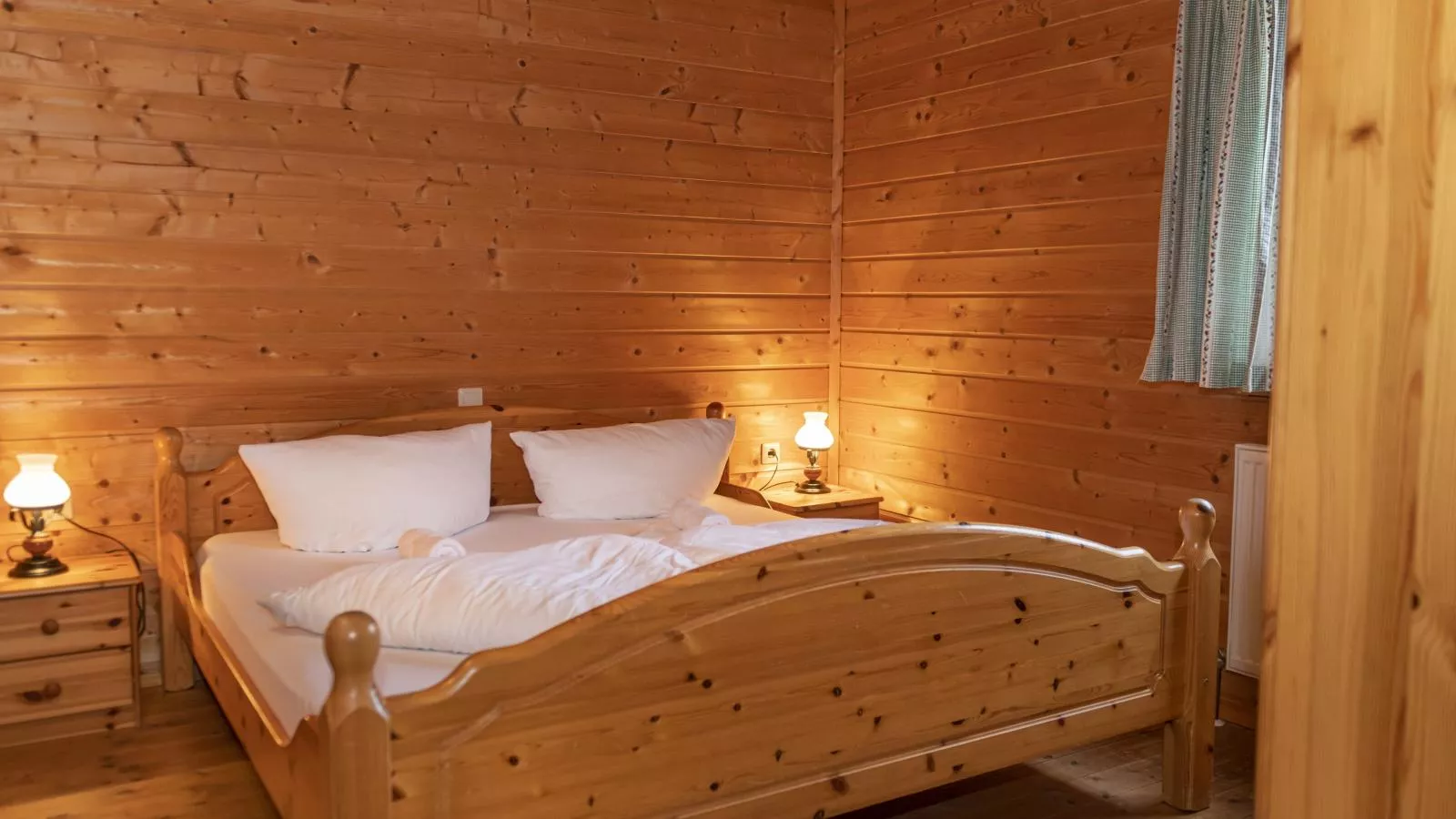 Urige Doppelhaushälfte 15 und 16-Bedroom