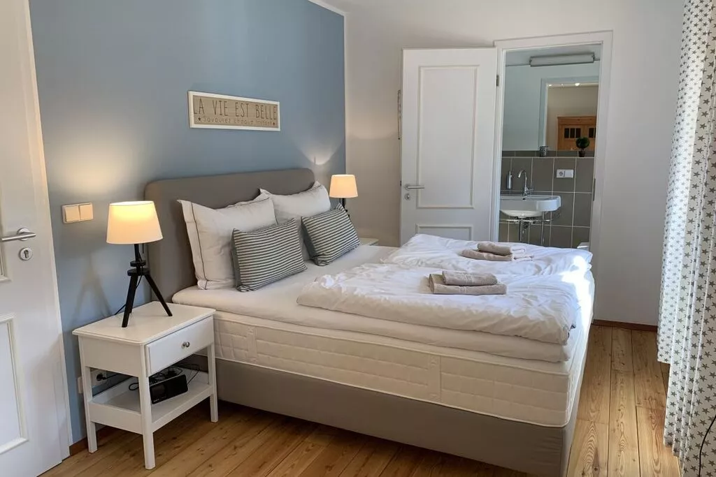 138809-Schlafzimmer