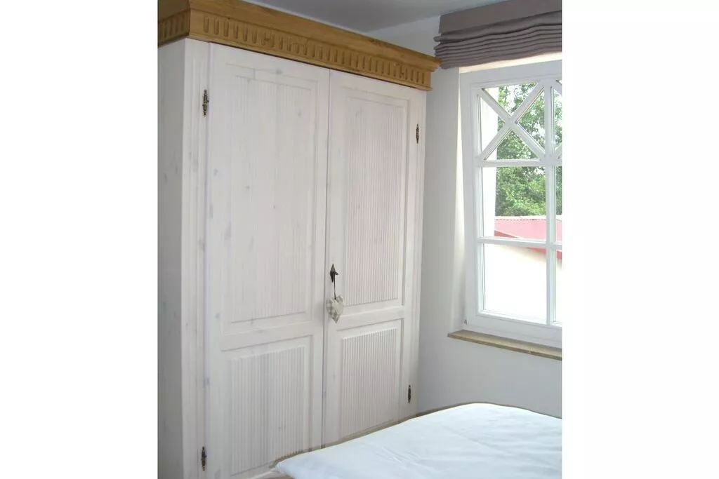 203849-Bedroom