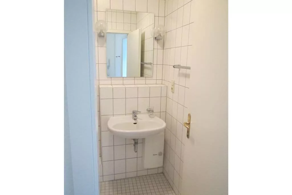 192415-Bathroom