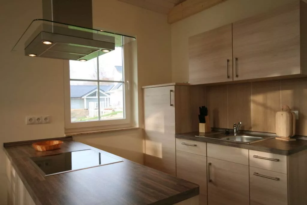 149135-Kitchen