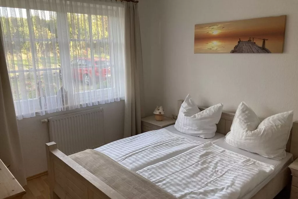 113894-Bedroom