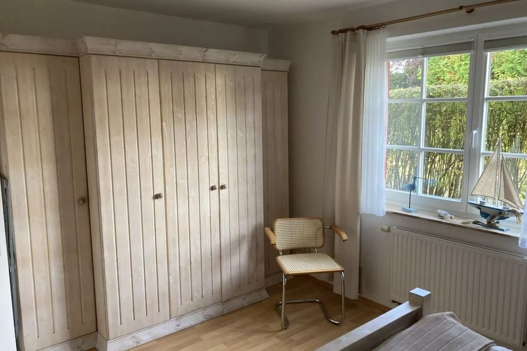 113894-Bedroom