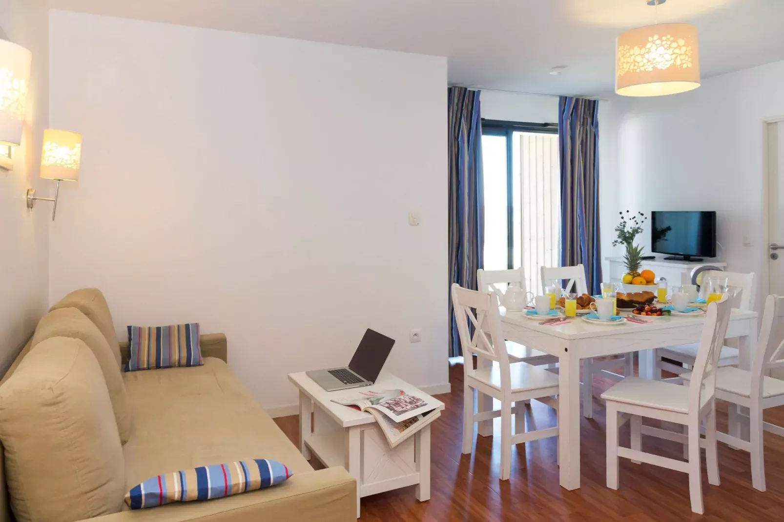 Fleur de Sel 2-Living room