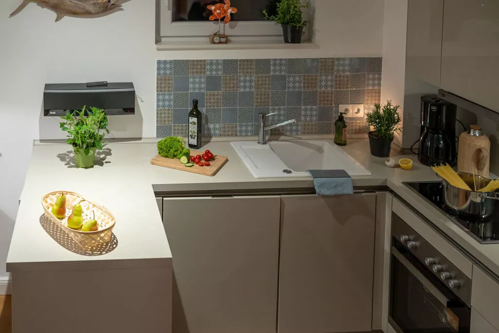 142831-Kitchen