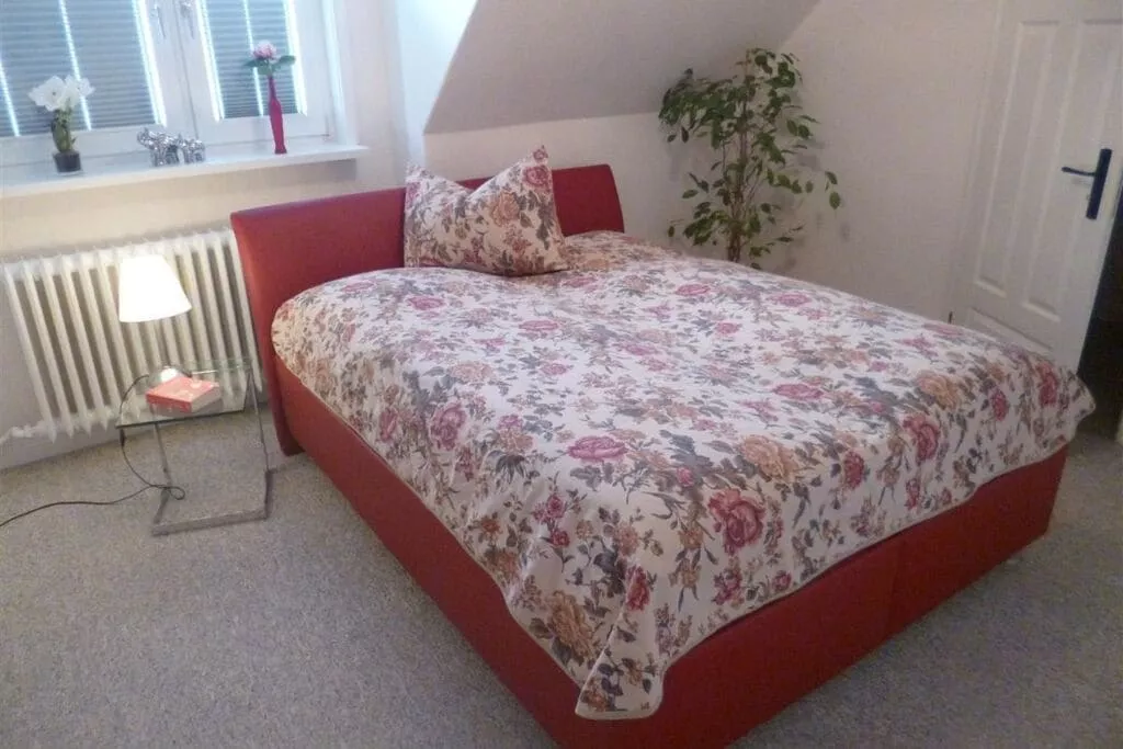 134854-Bedroom