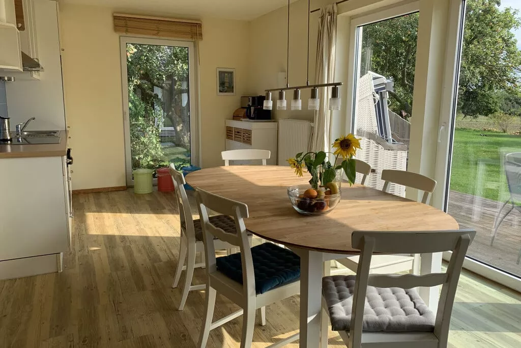 222665-Dining room