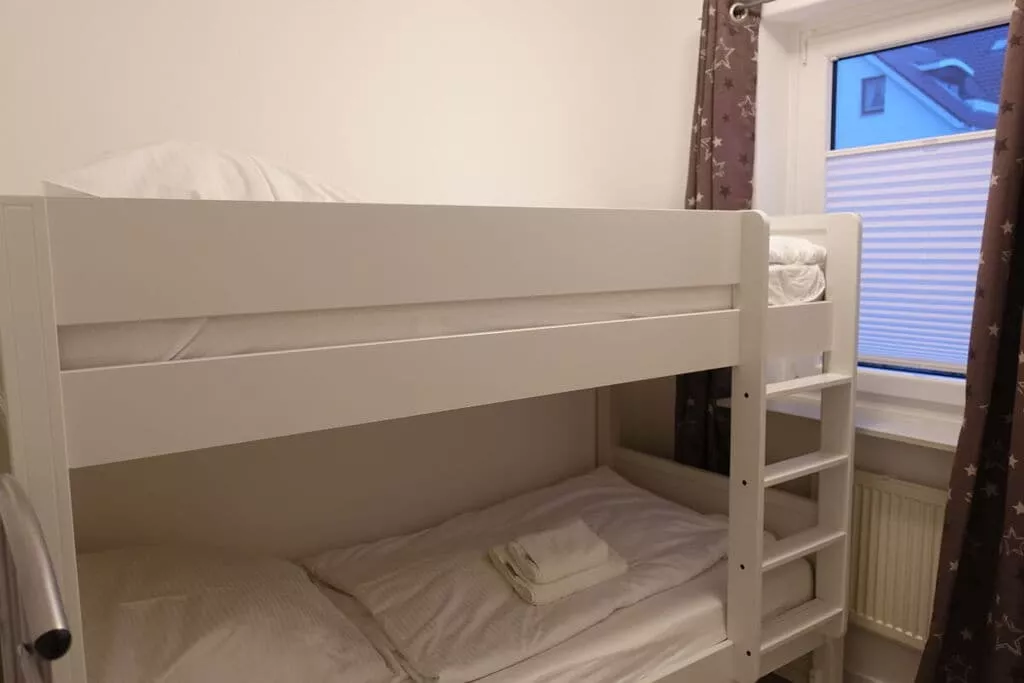 218427-Bedroom