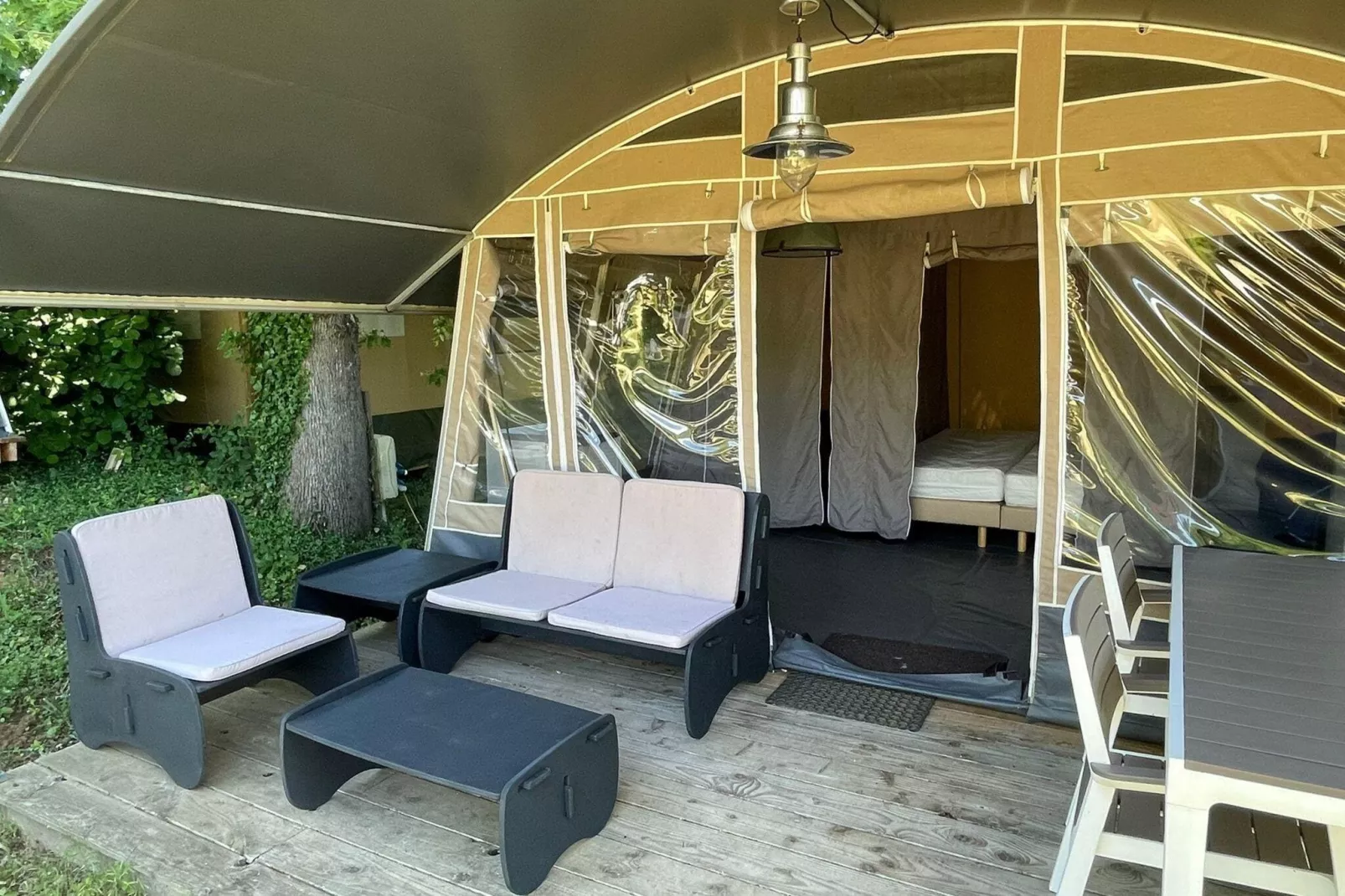 Camping Le Clou 1-Gebiete Sommer 1 km