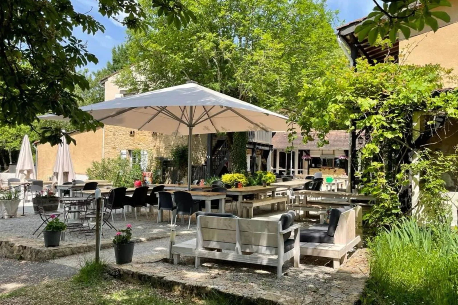 Camping Le Clou 1-Gebiete Sommer 1 km