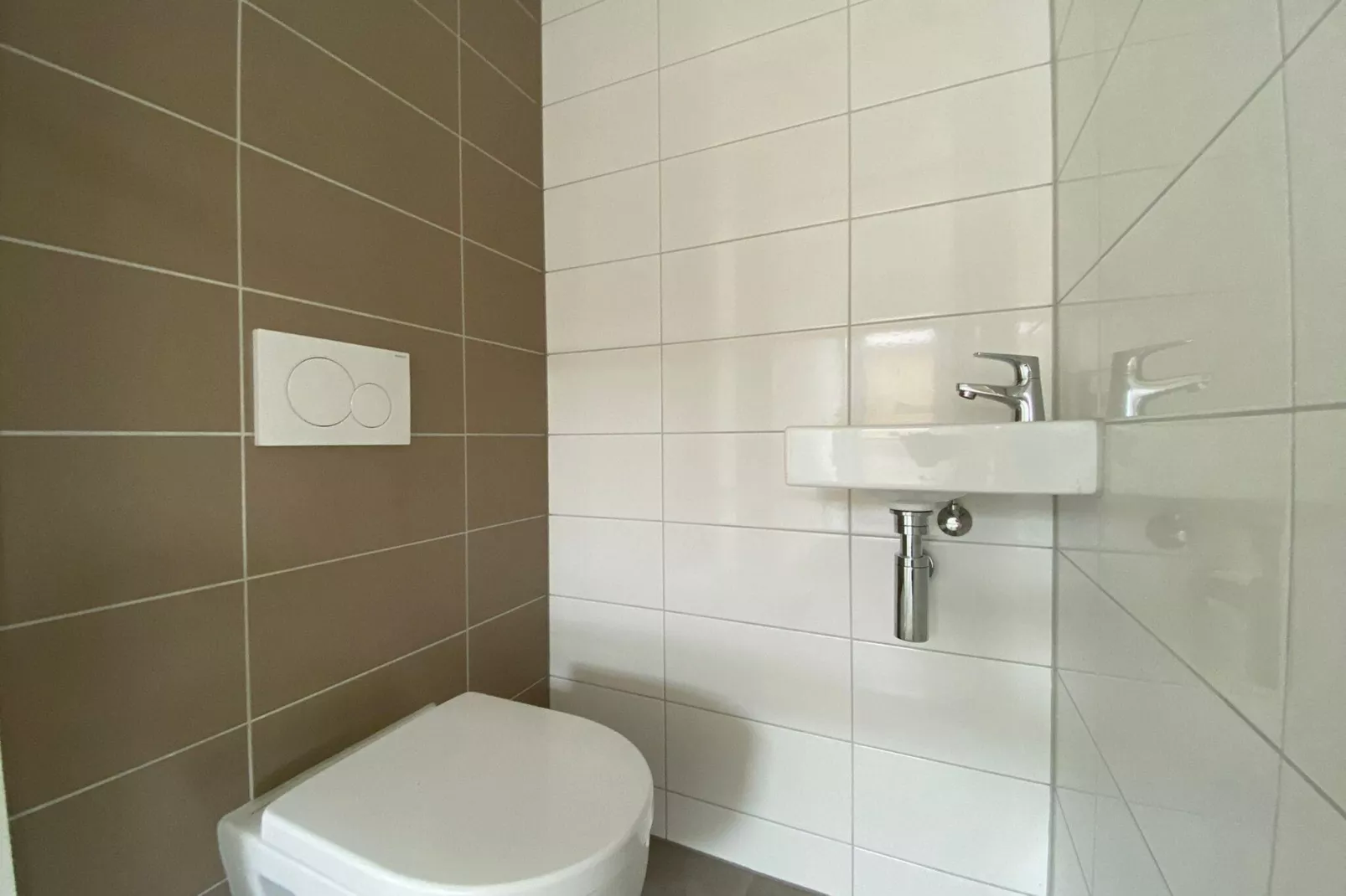Steenpatrijs 17-04-Bathroom