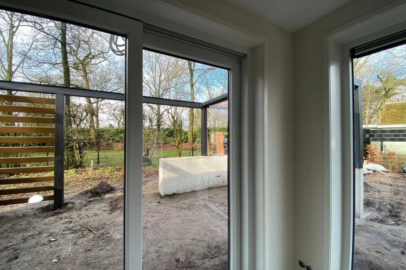 Dwergarend 17-35-View winter