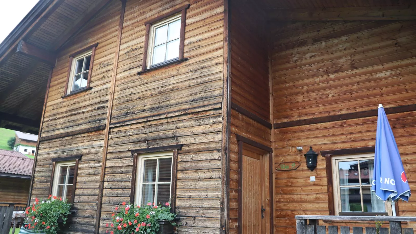 Urige Doppelhaushälfte 11-Exterior summer