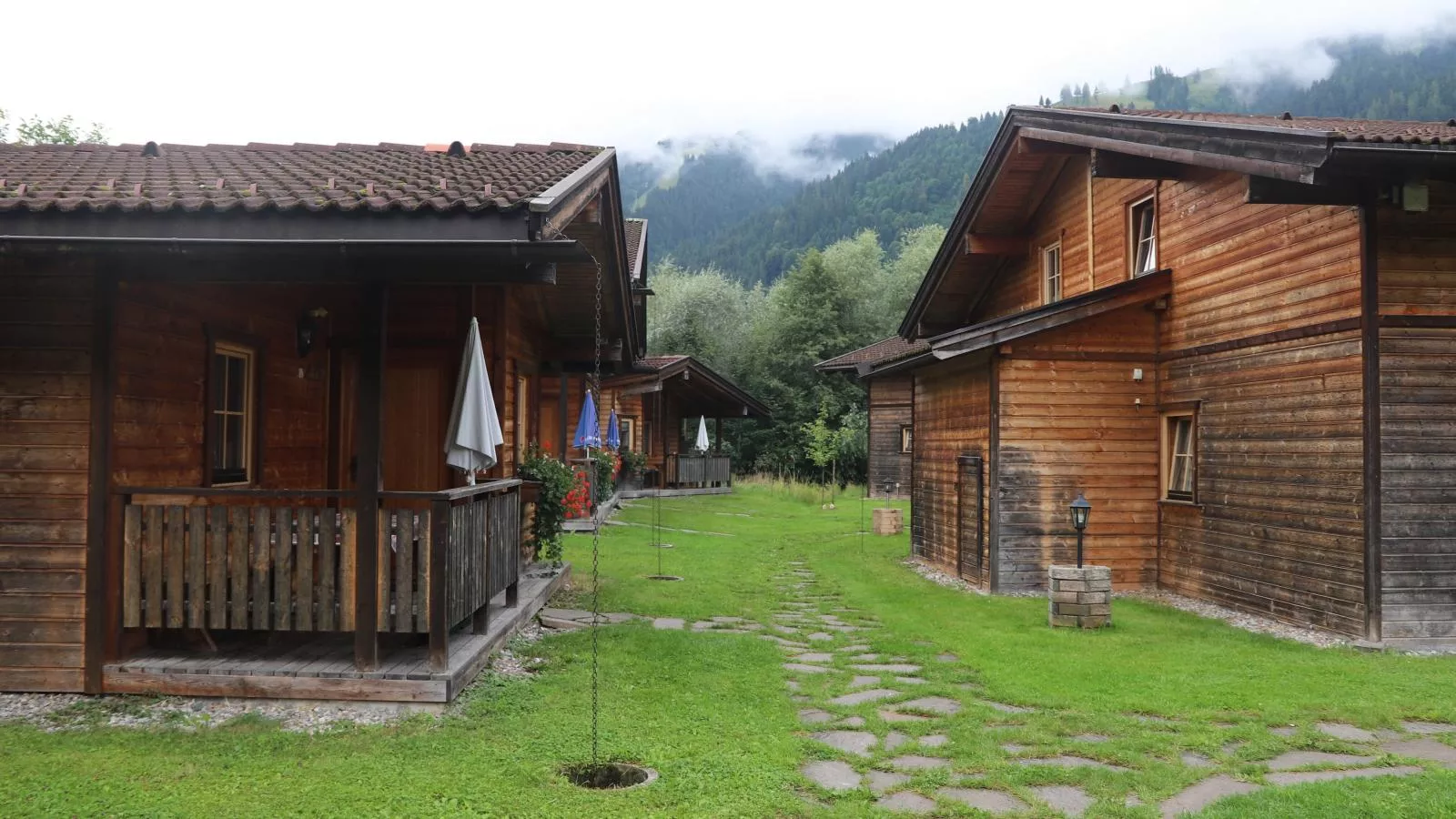 Uriges Chalet 4-Zones d'été à 1 km
