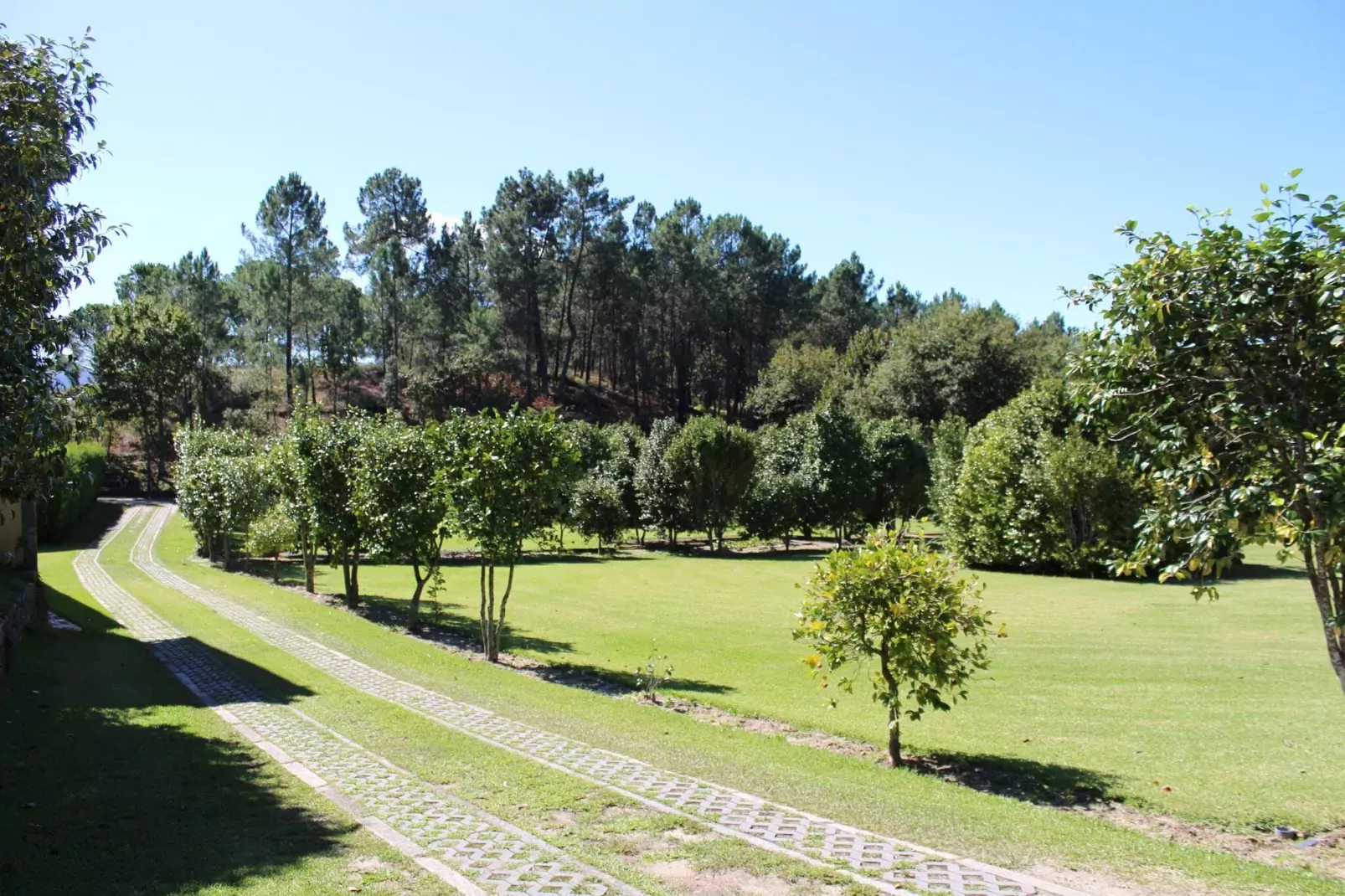 Casa da Adega-Areas summer 1km