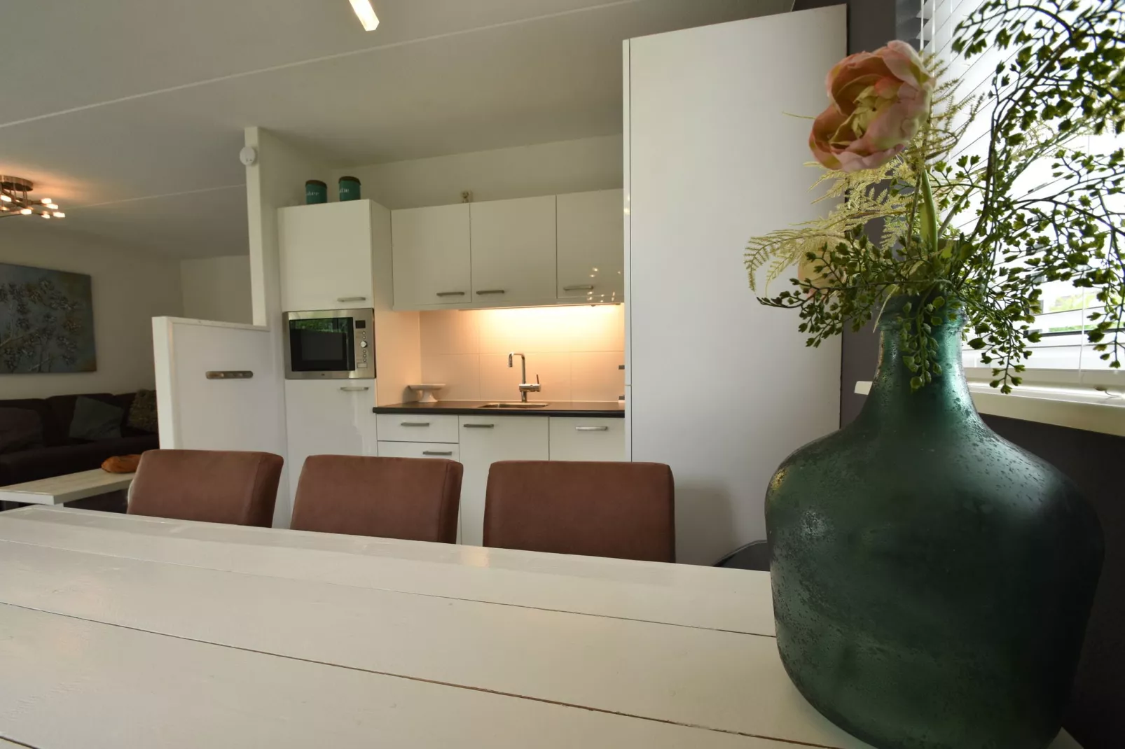 Wellness aan het Water-Dining room