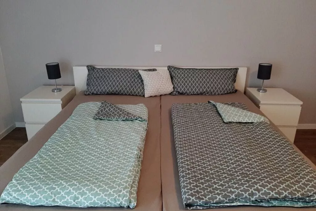 330920-Bedroom