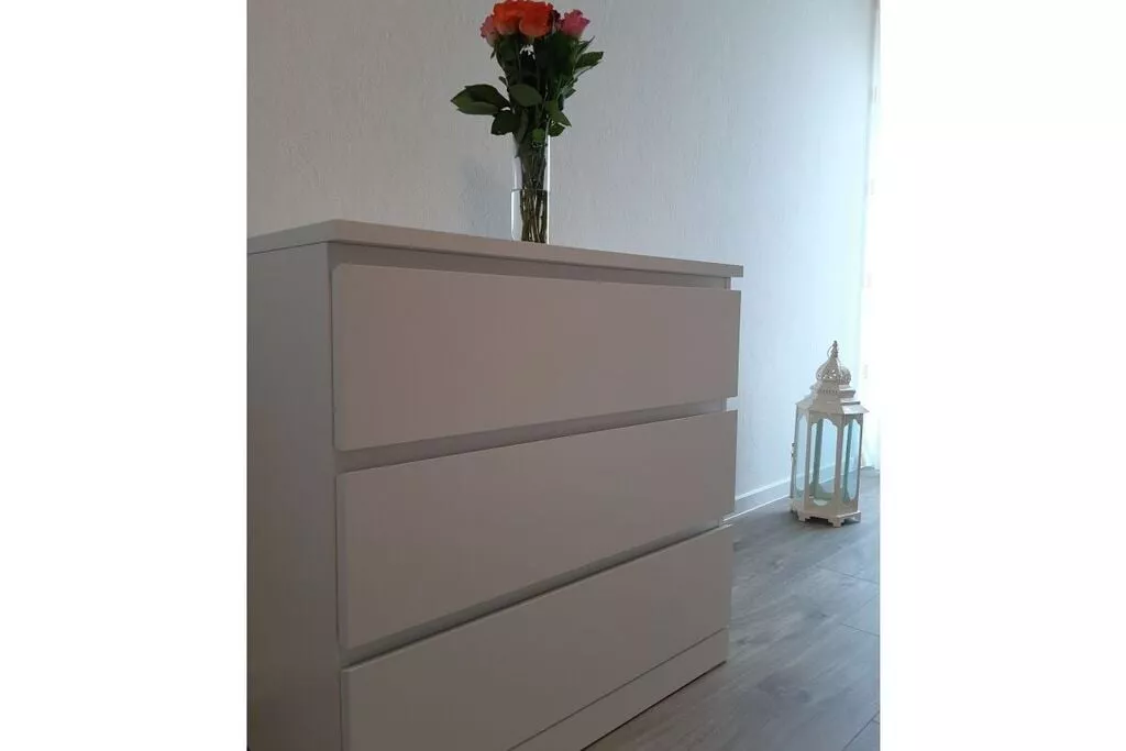 330920-Bedroom