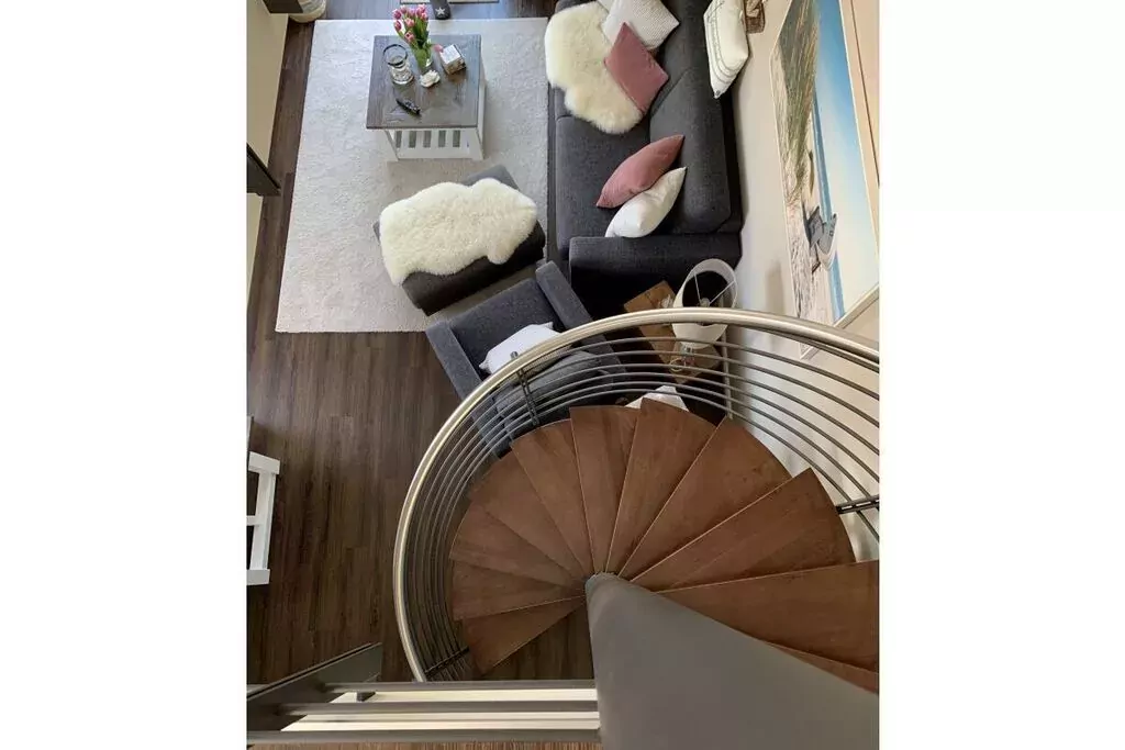 383091-Stairs