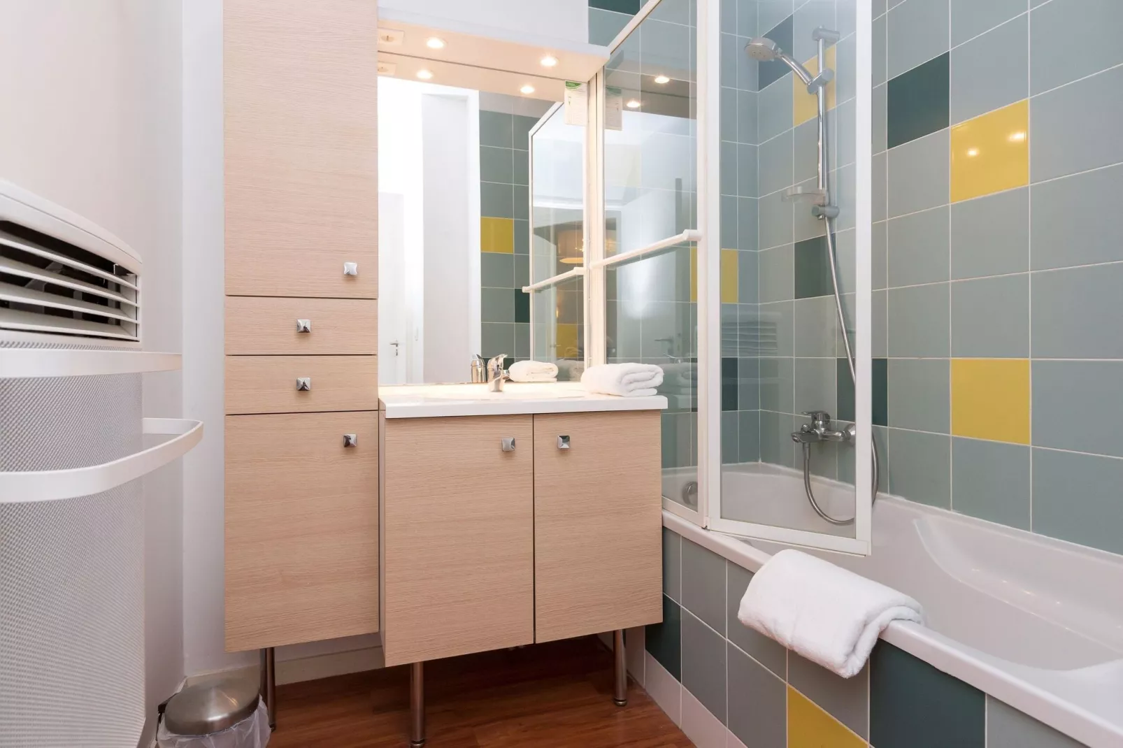 Fleur de Sel 1-Bathroom