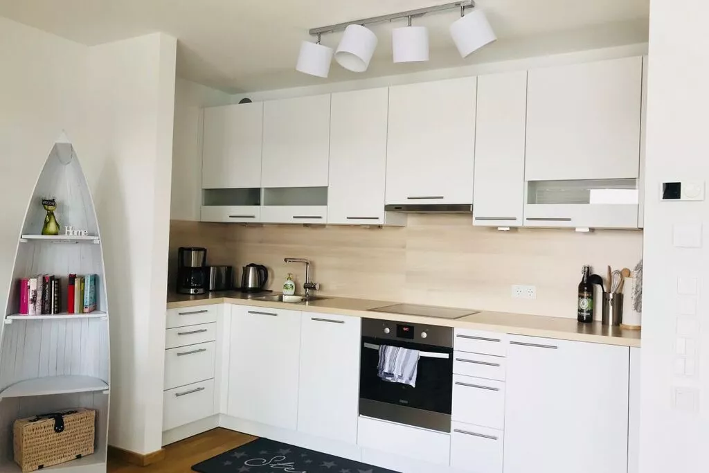 236911-Kitchen