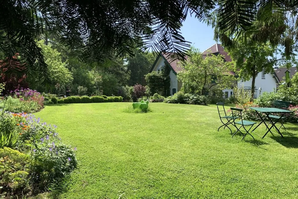 298436-View
