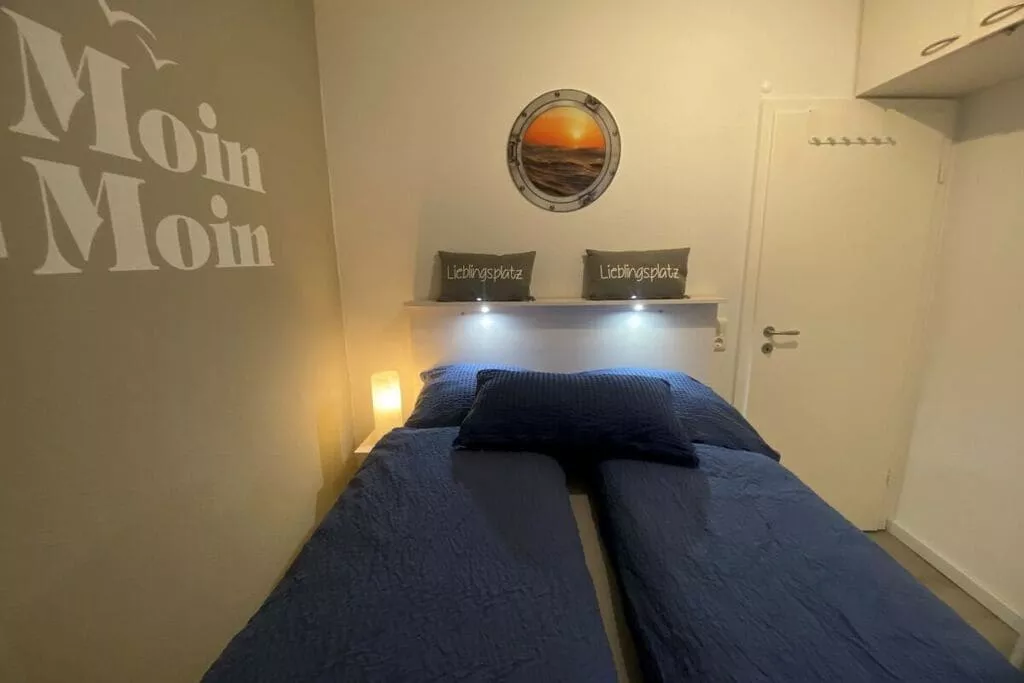 389931-Bedroom