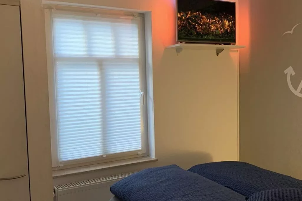 389931-Bedroom