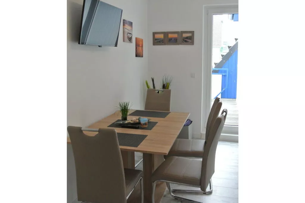 224503-Dining room