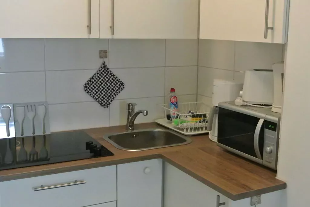 224503-Kitchen