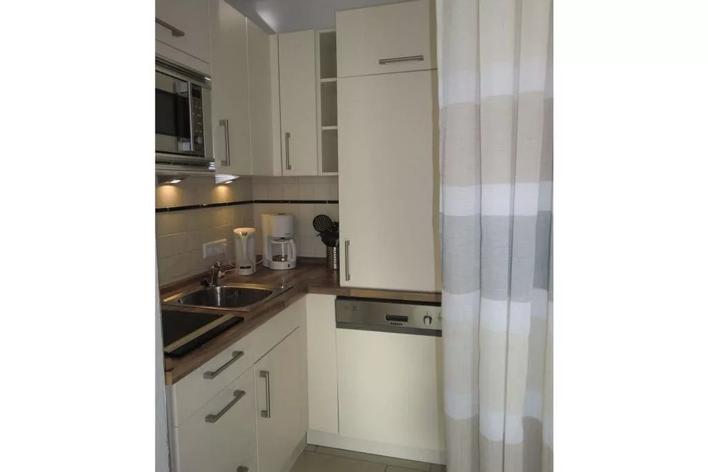253997-Kitchen