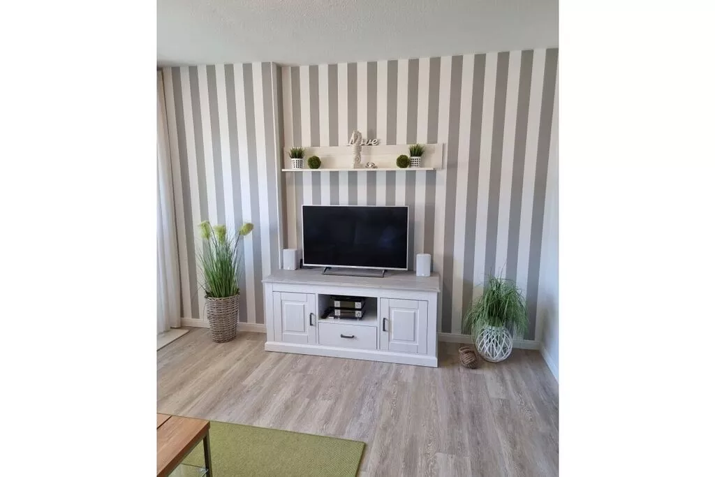 369469-Living room