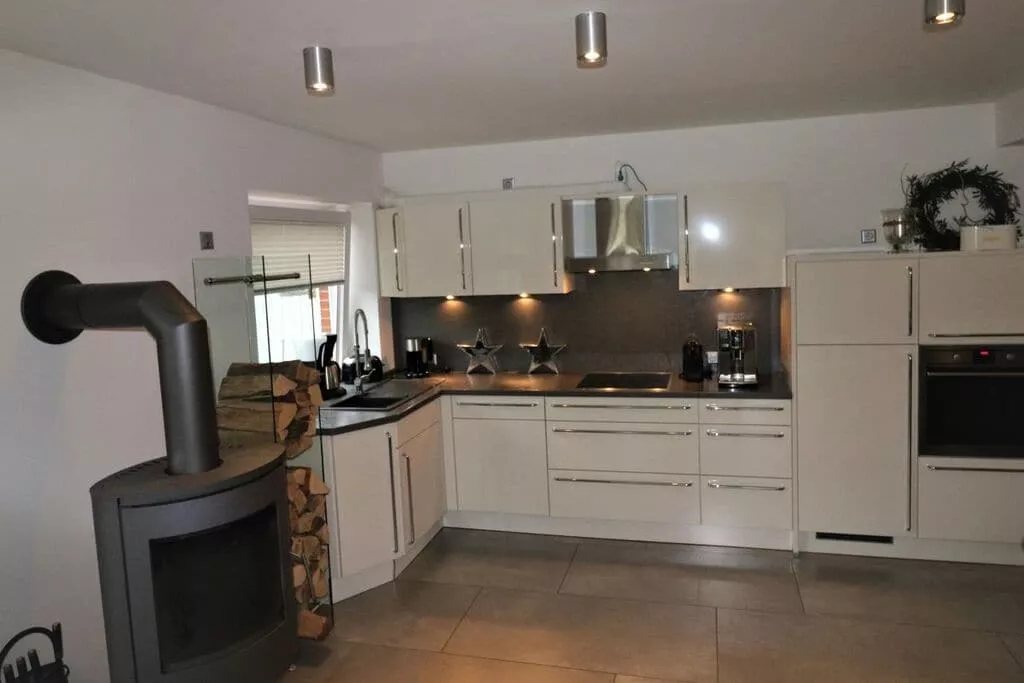 226039-Kitchen