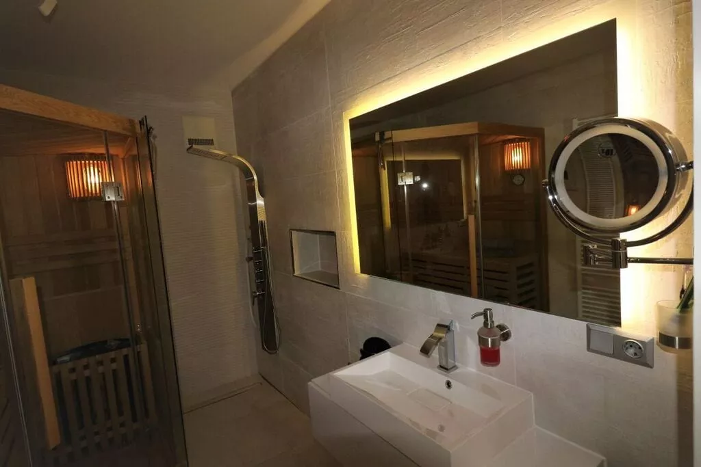 226039-Bathroom
