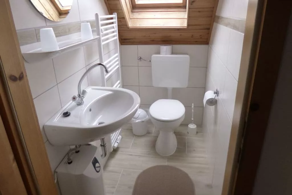 224423-Badezimmer