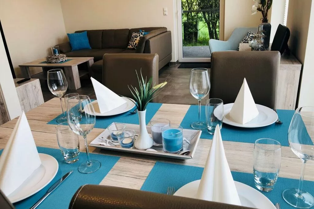 294981-Dining room