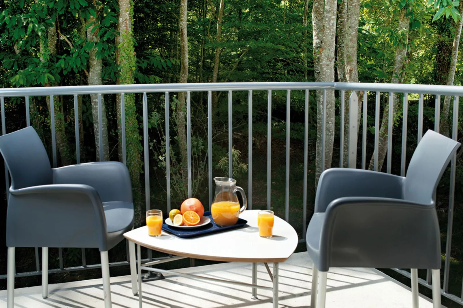 Domaine de val quéven 2-Terrace balcony